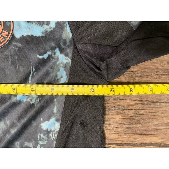 Bayern Munich | Men’s Medium “Camo Edition” Jersey - Picture 4 of 7